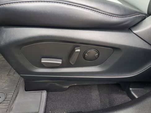 Certified 2023 Ford Explorer XLT w/ Equipment Group 202A AWD/4WD image 12
