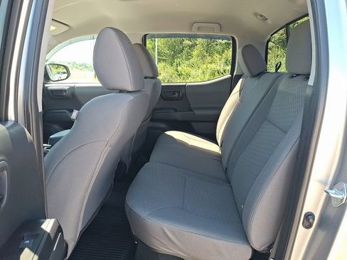 Used 2023 Toyota Tacoma SR AWD/4WD image 23