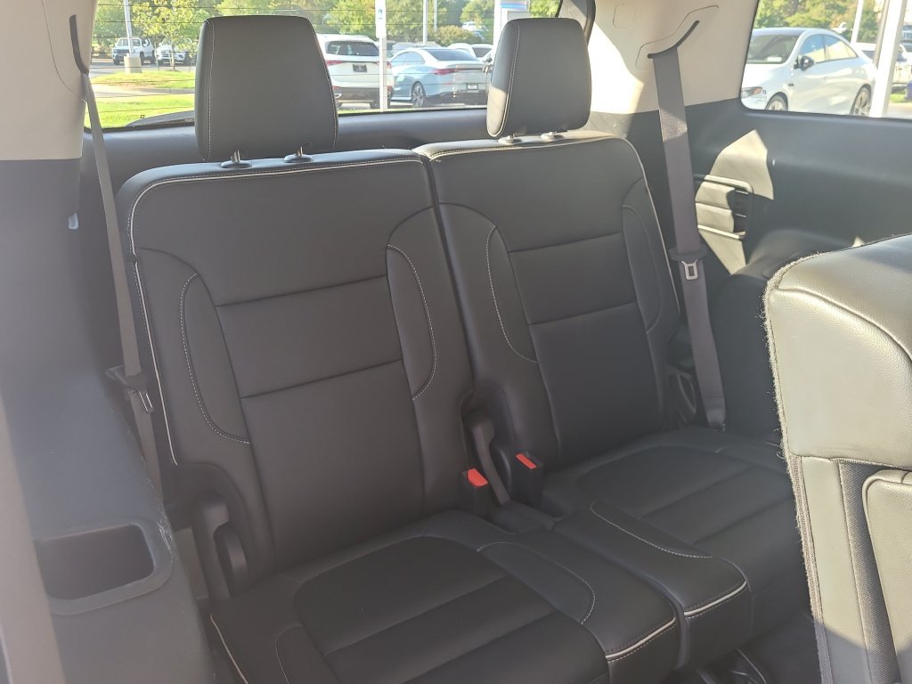 Used 2023 GMC Acadia Denali FWD image 18