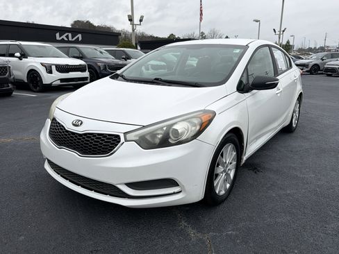 Used 2016 Kia Forte LX w/ LX Popular Plus Package image 3