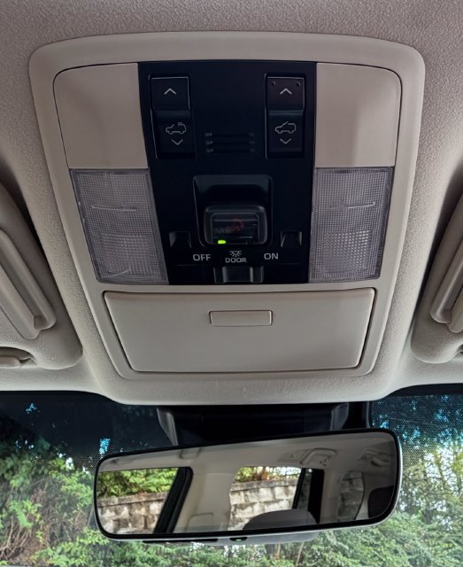 Certified 2023 Lexus GX 460 Premium w/ Accessory Package AWD/4WD image 17