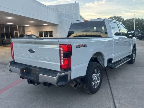 Used 2026 Ford F250 Lariat AWD/4WD image 13