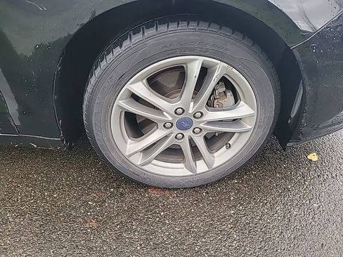 Used 2016 Ford Fusion Energi Titanium w/ Driver Assist Package image 10