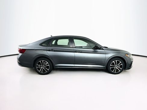 Used 2025 Volkswagen Jetta Sport FWD image 10