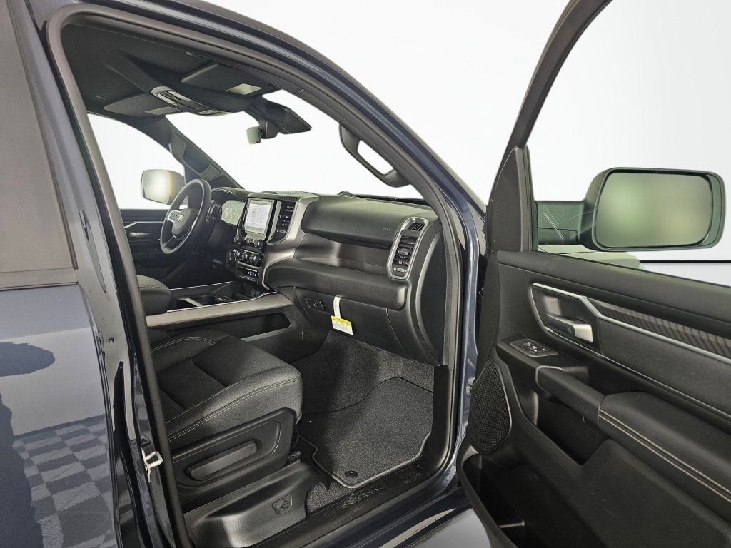 New 2026 RAM 1500 Big Horn AWD/4WD image 37
