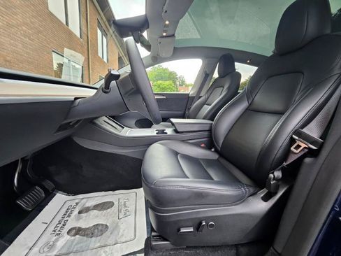 Used 2023 Tesla Model Y AWD image 37