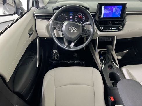 Used 2023 Toyota Corolla Cross L image 20