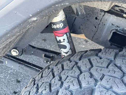 Used 2020 Jeep Gladiator Rubicon w/ Trailer Tow Package image 4