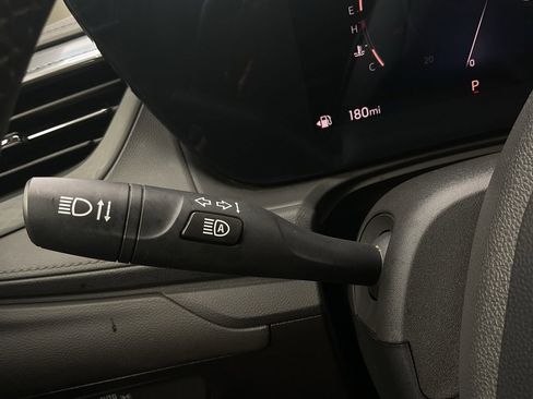 Used 2025 Buick Encore GX Preferred FWD image 33