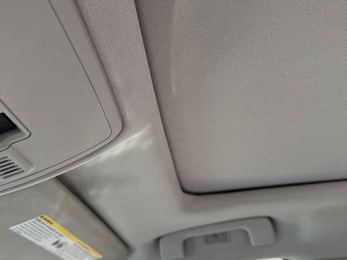 Used 2016 Cadillac SRX Luxury w/ Driver Awareness Package image 17