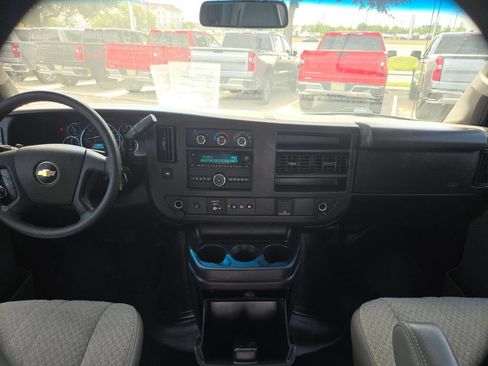 Used 2021 Chevrolet Express 2500 Extended w/ Driver Convenience Package RWD image 15