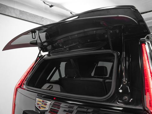 Used 2022 Cadillac Escalade Sport Platinum image 42