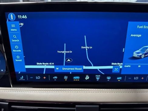 Used 2025 Lincoln Corsair AWD image 9