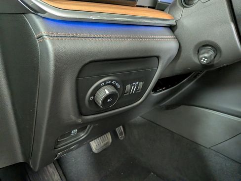New 2026 Jeep Grand Cherokee L Summit AWD/4WD image 19