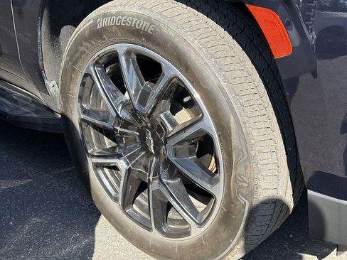 Used 2021 Chevrolet Tahoe RST AWD/4WD image 5