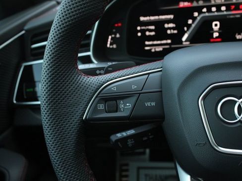 New 2026 Audi SQ8 Prestige image 13