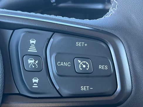 New 2026 Jeep Gladiator Sport image 10