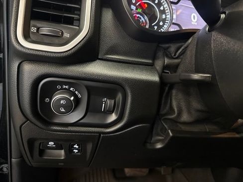 Used 2020 RAM 1500 Big Horn AWD/4WD image 21