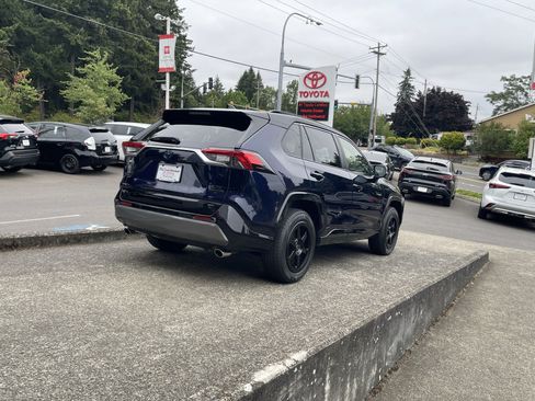 Certified 2019 Toyota RAV4 XSE AWD/4WD image 8