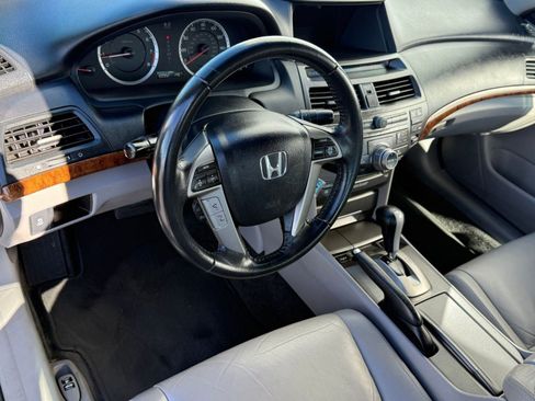 Used 2011 Honda Accord EX-L image 4