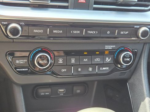 Certified 2022 Kia Niro LXS image 29