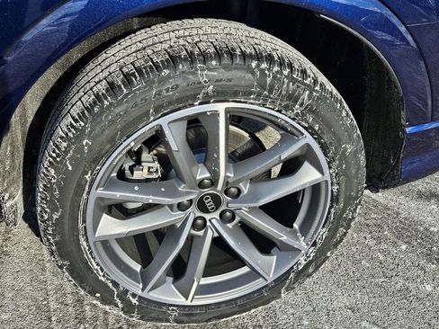 New 2025 Audi Q3 2.0T Premium image 16