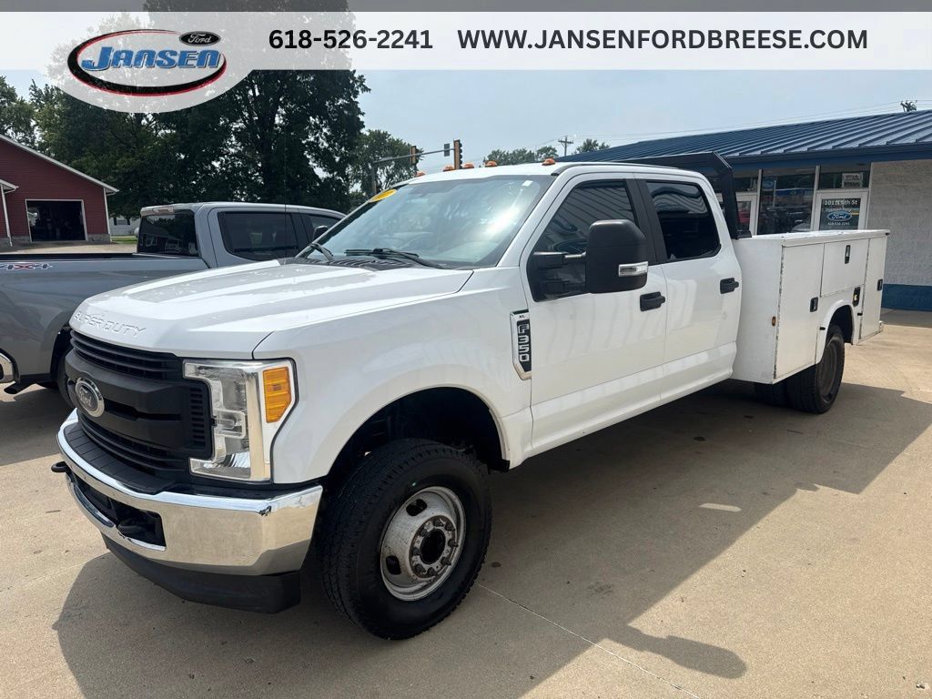 Used 2017 Ford F350 XL w/ Power Equipment Group AWD/4WD image 4