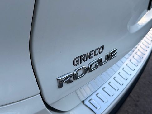 Used 2018 Nissan Rogue SL w/ Premium Package AWD/4WD image 14