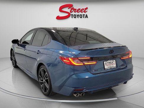 Used 2025 Toyota Camry XSE image 2