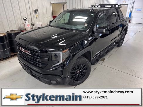 Used 2022 GMC Sierra 1500 Elevation w/ Elevation Premium Package image 39