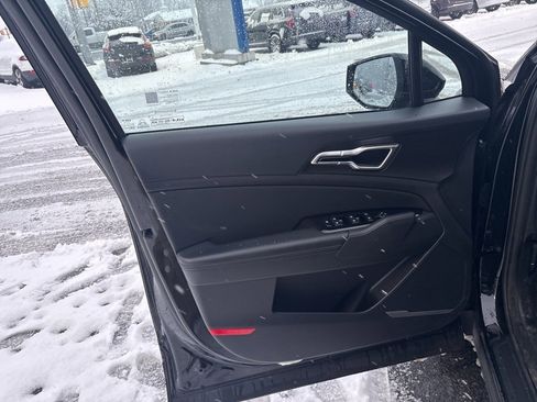 Used 2023 Kia Sportage EX image 14