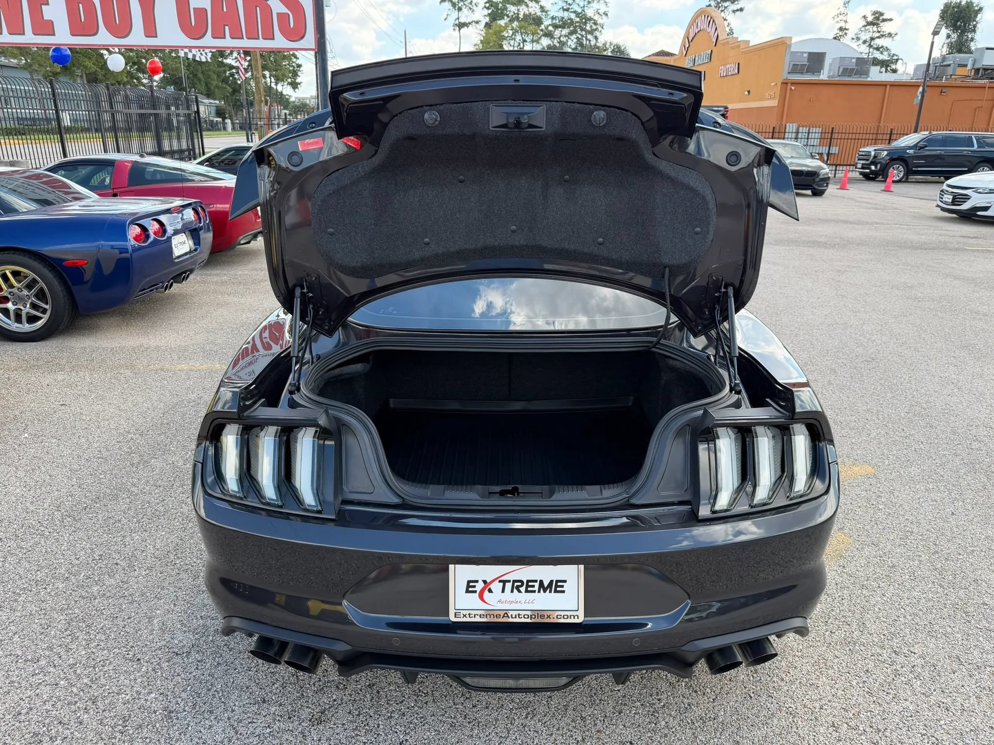 Used 2022 Ford Mustang GT Premium w/ Equipment Group 401A RWD image 34