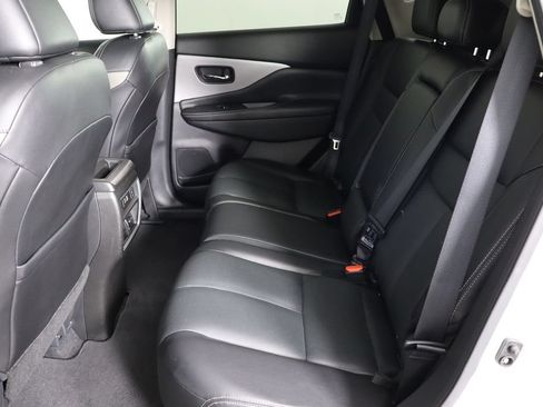 Used 2021 Nissan Murano SL w/ SL Moonroof Package FWD image 16