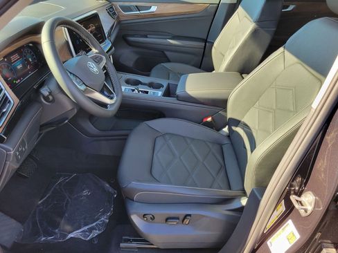 New 2026 Volkswagen Atlas SE image 6