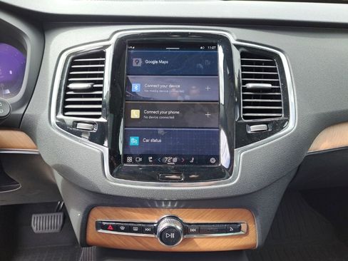 Used 2025 Volvo XC90 B5 Plus w/ Protection Package Premier image 21