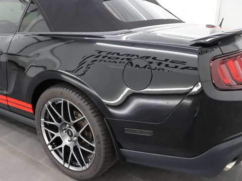 Used 2011 Ford Mustang Shelby GT500 w/ SVT Performance Pkg RWD image 40