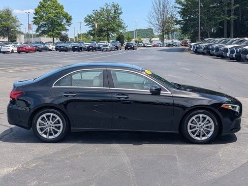 Used 2019 Mercedes-Benz A 220 image 8