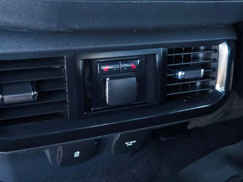 Used 2023 Ford F150 Raptor AWD/4WD image 12