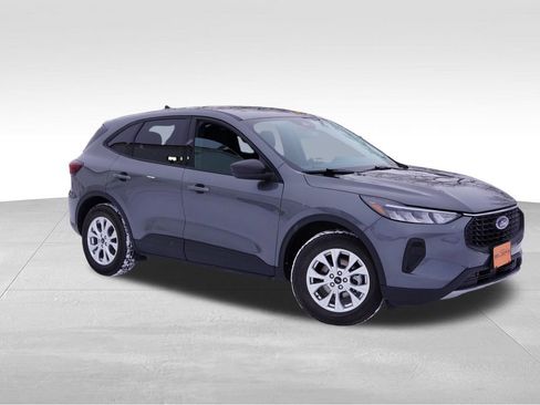 Certified 2025 Ford Escape Active image 2