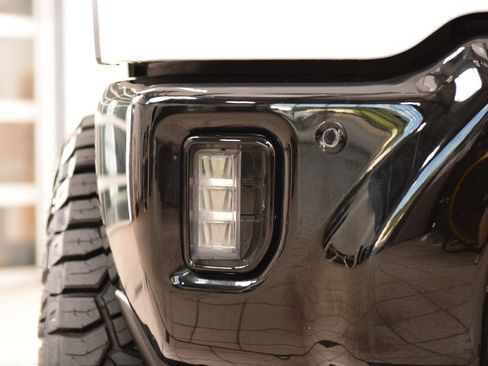 Used 2025 Chevrolet Silverado 2500 LTZ w/ Trail Boss Package AWD/4WD image 13