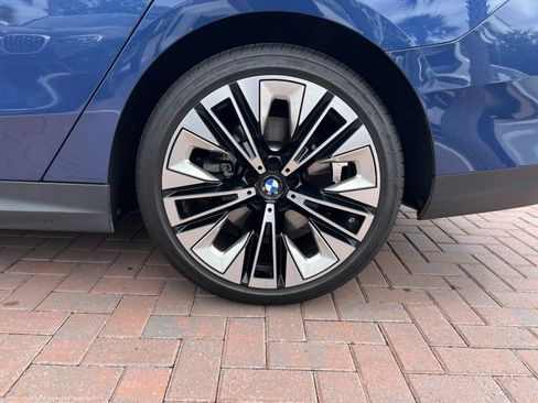 Used 2025 BMW 540i xDrive AWD/4WD image 13