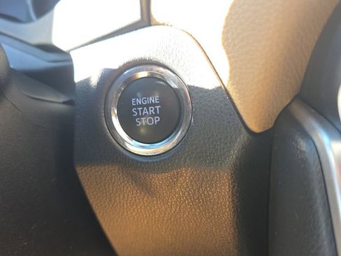 Used 2019 Toyota RAV4 XLE Premium FWD image 24