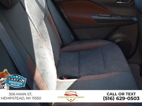 Used 2020 Nissan Kicks SR image 29