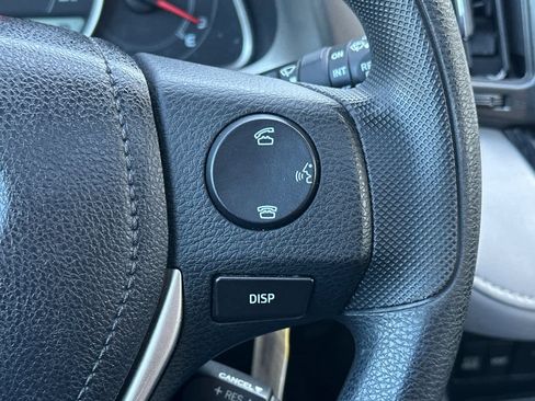 Used 2015 Toyota RAV4 XLE AWD/4WD image 25
