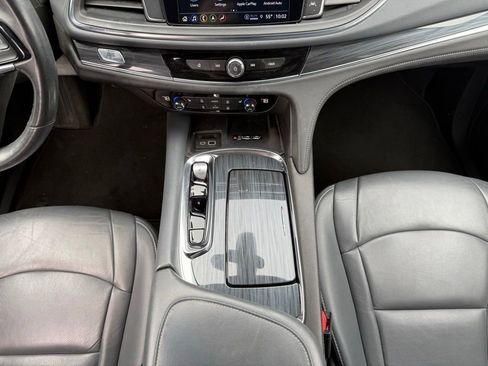 Used 2023 Buick Enclave Essence w/ Experience Buick Package FWD image 25