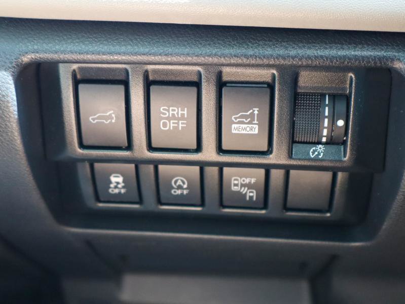 Used 2022 Subaru Forester Limited AWD/4WD image 20