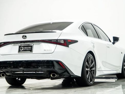 Used 2024 Lexus IS 350 F Sport RWD image 12