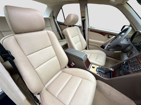 Used 1995 Mercedes-Benz C 280 Sedan image 25