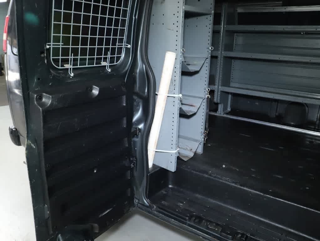 Used 2014 Chevrolet Express 2500 RWD image 29