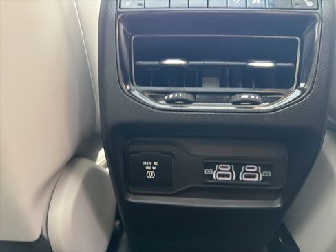 Certified 2022 Jeep Grand Cherokee Summit image 28